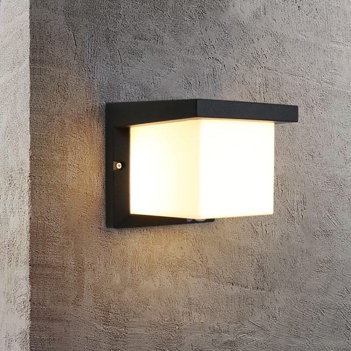outdoor wall light (4)